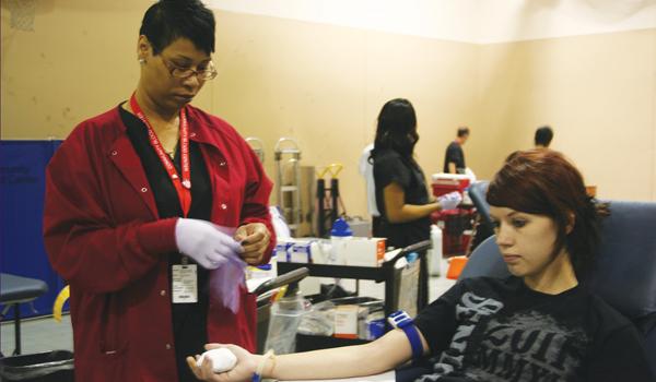 Students give blood to save lives